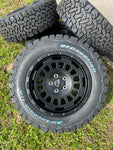 Twin-Monotube-Felgensatz mit BF-Goodrich All-Terrain Reifen