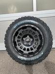 Twin-Monotube-Felgensatz mit BF-Goodrich All-Terrain Reifen