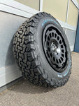 Twin-Monotube-Felgensatz mit BF-Goodrich All-Terrain Reifen